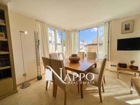 Nappo Real Estate se complace en presentarles este encantador apartamento en Cas Catala , ofrece hermosas vistas al entorno verde y un jarin ecantador, en el suroeste de la hermosa isla de Mallorca. El atractivo piso tiene una superficie construida d...