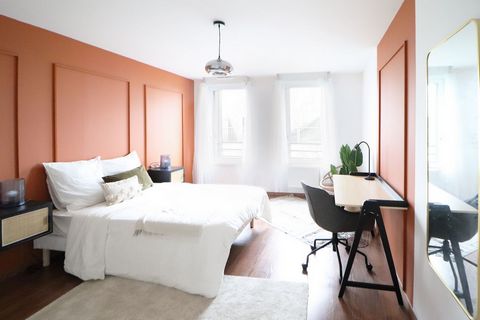 Your private space We propose you this room of 18 m ² to rent all equipped in a magnificent duplex of 100 m ² in Lille! You will find at your feet everything you need for your daily life: gyms, restaurants, supermarkets, and public transportation. It...