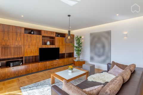 This fully furnished luxury apparment with balcony has been refurbished from the ground up, and decorated lovingly with high-end designer furniture. You can expect a cozy home that is compeltely turn-key, allowing you to move in instantly while feeli...