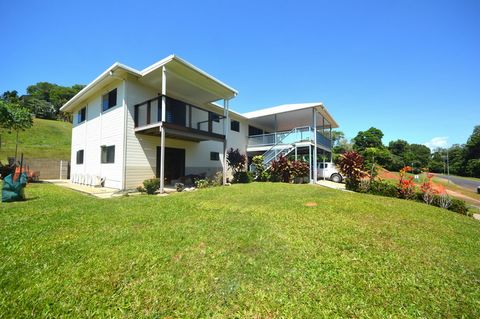ELABORATE AND MAKE EXCITING- 875 SQM GOLDMINE- 6 BRM, 3 BATH, 3 CAR, WALK TO BEACH, OPP RAINFOREST, SUIT LARGE FAMILY, OR BLUECHIP AIRBNB @$2000 PW. RARE FIND-$865,000 Exciting Opportunity: Your Slice of Paradise Welcome to an extraordinary opportuni...
