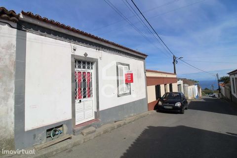 House with 1 Bedroom Attachment Backyard Parish Center of Lomba de São Pedro Demure Zone View Saw Lomba de São Pedro is a portuguese parish in the municipality of Ribeira Grande, with an area of 6.99 km² and 284 inhabitants (2011). Its population den...