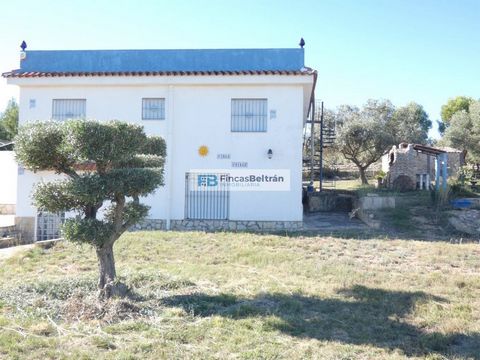 Total surface area 184 m², country villa plot area 5588 m², usable floor area 184 m², double bedrooms: 4, 2 bathrooms, 1 toilets, air conditioning (hot and cold), age ebetween 10 and 20 years, heating (estufa leña), paving, kitchen, dining room, stat...