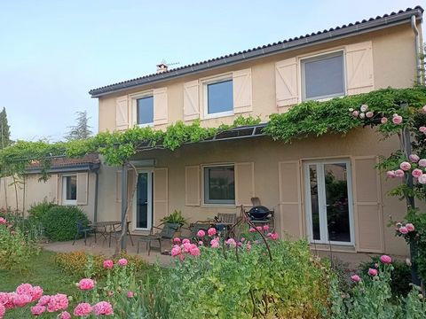 Dpt Gard (30650), à vendre SAZE Villa style bastide 160 m² - 7 pièces dont 6 chambres, jardin et garage