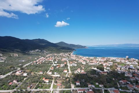 Property Code. 11479 - Plot FOR SALE in Thasos Limenas for €300.000 . Discover the features of this 577 sq. m. Plot: Distance from sea 600 meters, Building Coefficient: 0.60 Coverage Coefficient: 0.40 Facade length: 24 meters, depth: 24 meters The of...