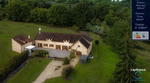 Venez découvrir cette propriété, à la campagne, sur un peu plus dun hectare de terrain située à environ 8 kms de Neuvic et 15 kms de Mussidan. Situé a moins de 30minute de Périgueux et Bergerac. Elle est composée en rez-de-chaussée : D'une cuisine sé...