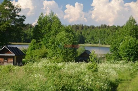 195881 Если Вы хотите купить земельный участок рядом с озером - это для Вас. В деревне Островно на 1-й линии озера Островенское, расположен участок площадью 1053 кв.м, межевание выполнено, прекрасная экология, инфраструктура. На берегу стоят бани. От...