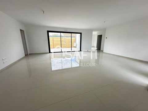 Située sur une parcelle de 410m², cette maison neuve avec de belles prestations offre un espace de vie de 142m² pensé pour votre confort optimal. Conforme aux normes RE 2020 et bénéficiant de la garantie dommage-ouvrage, elle présentera les caractéri...