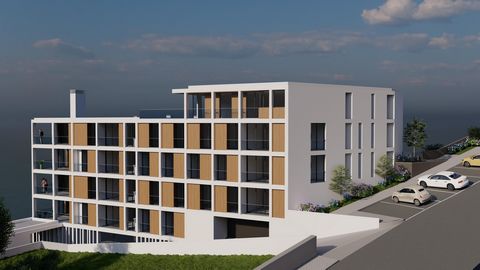 Apartamento T2, no Edifício Caniço Prime, encontra-se situado na zona do Caniço, Vargem. Com vista única e excelente para o mar, este apartamento também prime pela sua localização no centro da cidade onde dispõem dos mais variados serviços. Beneficia...