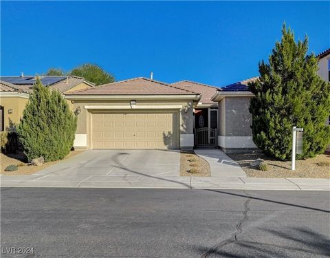 AGE RESTRICTED 55+. Resort Style Living. Close to the New State of The Art VA Hospital and Shopping. Easy access to the 215 and the I-15. Rarely does this Model become Available. True Pride of Ownership. Large Pool Size Backyard. 2 Bedrooms Plus Larg...