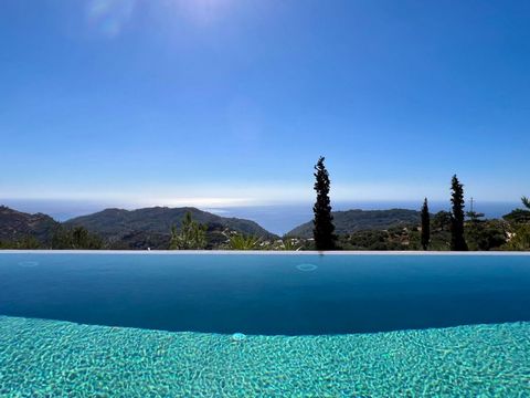 Located in Ierapetra. Perched gracefully on the hillside of Schinokapsala, this exceptional 3-bedroom villa blends modern comfort with the tranquility of its natural surroundings. Overlooking the charming village and the sparkling South Cretan Sea, t...