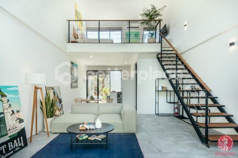 Located in the serene Umalas area, this loft-style one-bedroom villa offers both tranquility and convenience. Just minutes away from the bustling Canggu, it provides easy access to the heart of Bali’s trendy dining, entertainment, and fitness scene. ...