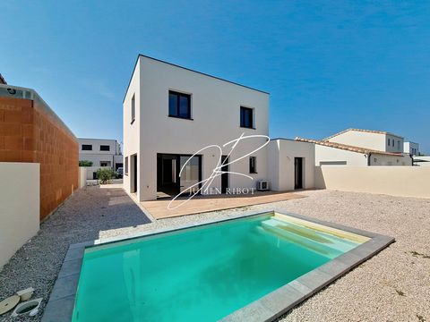 Villa T5 4 chambres 105 m² piscine et garage NEUF
