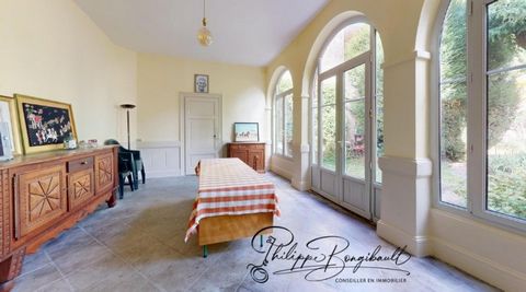 Maison bourgeoise 198 m² – 9 pièces Crémieu 38460