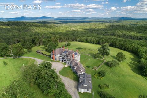 Knollwood är en unik möjlighet att äga en av USA:s mest anrika privata egendomar - ett levande kapitel i USA:s historia. Byggt år 1900 av Franklin MacVeagh, USA:s finansminister, och senare förvärvat av Ernest Henderson, grundare av Sheraton Hotels, ...