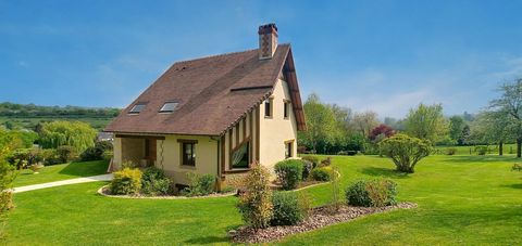 Maison d'architecte au calme avec vue dégagée