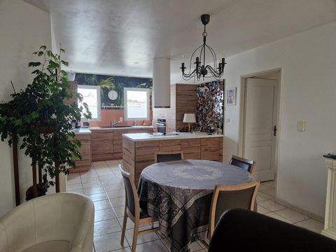 Maison 82 m² de plain-pied garage La Marcellière