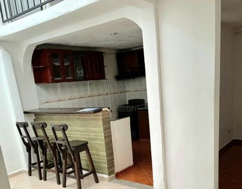 Beautiful house of 120 m2 comfortable and spacious in the El Porvenir sector, it has 3 bedrooms with closet on the second floor and a study or small bedroom on the first floor, 2 bathrooms, dining room, kitchen, laundry area and patio, it has a gas n...