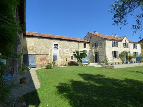 Maison de caractère, 260 m², 4 chambres, dépendances, terrain de 4790 m²