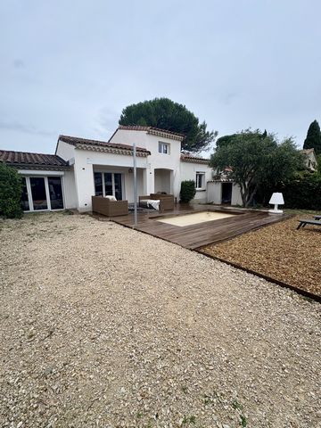 Villeneuve les Avignon,, Somptueuse maison 115m&#178;, terrain 370 m2