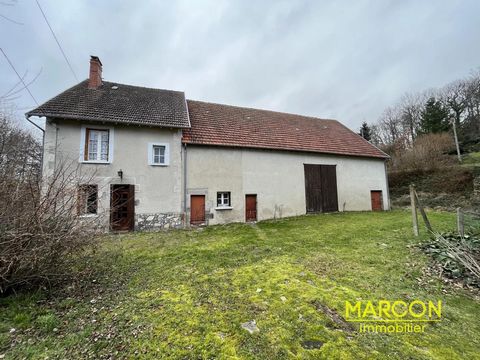 MARCON Immobilier GUERET - Creuse in Limousin New Aquitaine -Ref.87823 - Your agency MARCON Immobilier proposes you in the area of Guéret this house with adjoining barn to renovate with great potential. The property is located less than 5mn drive fro...