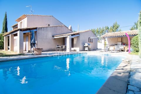 Draguignan VENTE A TERME LIBRE d'une villa de 144 m2 avec 5 chambres sur un terrain de 831 m2 avec piscine et parking
