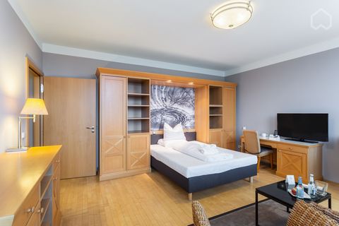 High class serviced apartments. Ganz unter dem Motto: Feels like coming home, begrüßen wir Sie im Herzen von Frankfurt. Ob Wochenend-Trip, mehrtägiger Messebesuch oder Long-Stay-Aufenthalt – in unseren großzügigen High Class Serviced Apartments wird ...