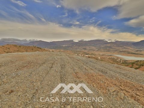 9 plots of agricultural land for sale. A total area of 24000m2. On 1 plot there are almond trees. The other plots are ready to be planted. There is 1 completely flat plot that could possibly be used to build a mobile home or mobile home with a nice v...