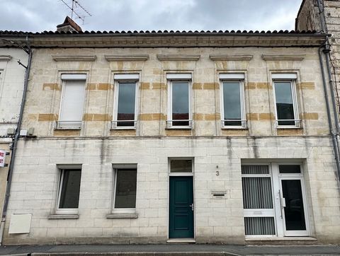 Dpt Dordogne (24), à vendre BERGERAC maison P9