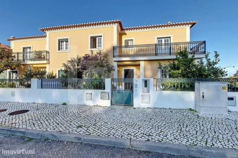 In the heart of Santarém, this 5 bedroom villa with contemporary lines, with a total area of 335.47 m2, offers an oasis of modernity and comfort. In this incredible villa you will find 6 spacious rooms where they provide unique spaciousness, while th...