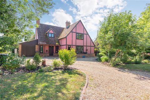 A beautifully presented home, ideally situated in a highly sought-after Cambridgeshire village. Boasting wonderful views of open fields, this property offers the perfect combination of tranquillity and convenience. Exceptional schooling, village amen...