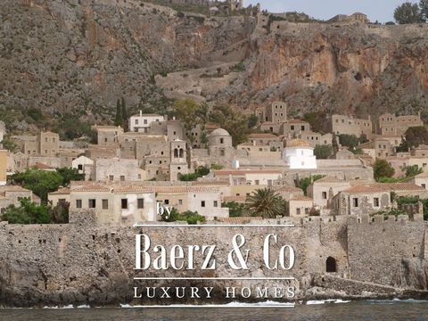 A unique property, consisting of 3 autonomous residences in the heart of the Citadel of Monemvasia, is available for sale. The property includes 3 renovated stone apartments, set within a plot of land and united by a picturesque colourful courtyard. ...