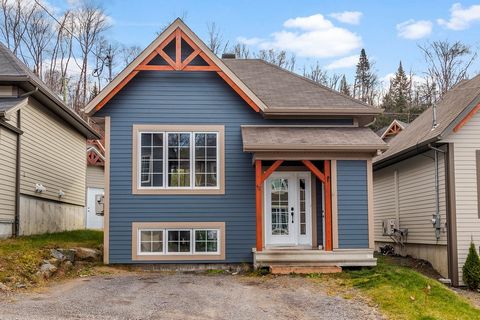 Située à quelques pas de la station de ski Stoneham, cette charmante maison vous offre une occasion unique de vivre au coeur de la nature tout en étant à proximité des commodités. Aire ouverte au rez-de-chaussée. 2 chambres à coucher au sous-sol. Cou...