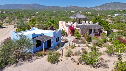 Discover your Baja paradise on a spacious one third acre lot featuring two charming one bedroom casitas Casa Coral Casa Mar perfect for guests or vacation rentals. Each house offers privacy and stunning views of La Ventana Bay where turquoise waters ...