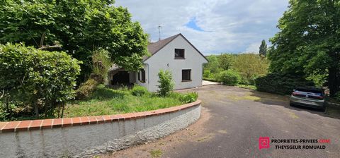 Romuald Theysgeur vous présente une belle maison familiale de 172 m² sur sous-sol total avec un jardin arboré de 1562 m². Cette belle maison se compose au RDC : d'une entrée, d'un beau séjour avec cheminée insert et poutres apparentes avec accès à la...