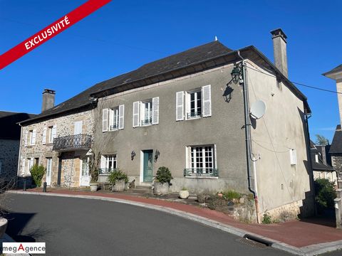 Exclusivité megAgence. Située en plein cœur du bourg de Sainte-Féréole, à 12 minutes de Brive, maison de village à rénover, élevée en pierre, couverte en ardoises, avec garage indépendant, le tout sur environ 222 m² de terrain (bâtis inclus). D'une s...