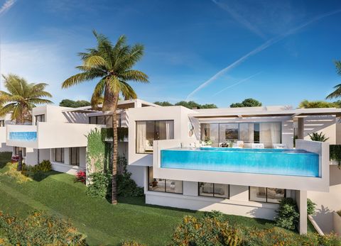 Découvrez cette magnifique villa de luxe située à Benalmadena, Malaga. Avec ses 4 chambres spacieuses et 4 salles de bains, cette propriété offre un espace de vie confortable pour toute la famille. La villa dispose également d'une toilette supplément...