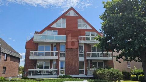 This charming 2-room apartment in Lübeck offers everything your heart desires. The quiet location and the only 5-minute walk to the beach make it the ideal retreat for nature lovers. Enjoy the spacious rooms, the spacious balcony and the bathroom wit...