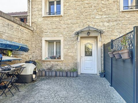 Maison en pierre au cœur de Carrières-sous-Poissy