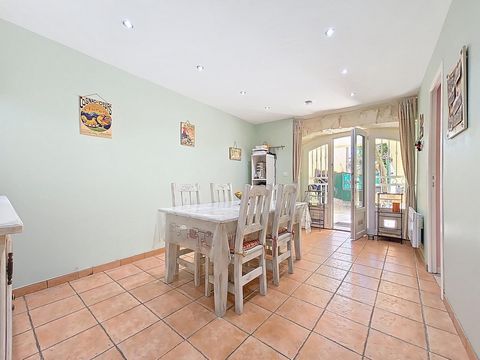 Appartement T3 atypique avec cour privative et cave voûtée – Hérépian centre-village