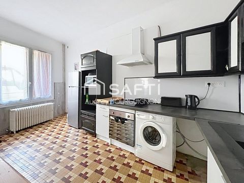 Maison de Ville à Lapalud, 120 m², 3 Chambres
