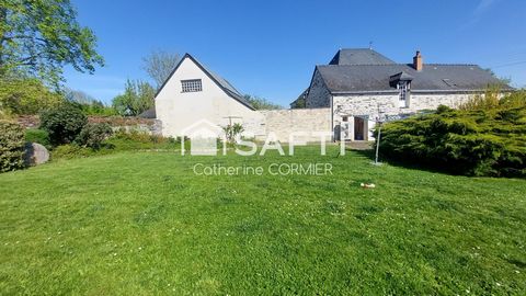 Maison de pierre tuffeau et ardoise avec dépendance