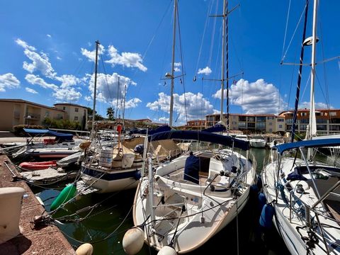 À VENDRE - T2 de 36m2 avec JARDIN de 67m2 à 500m de la PLAGE – PORT COGOLIN