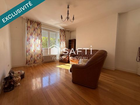 Vivez le charme du centre-ville de Mâcon dans ce T3 lumineux alliant confort, praticité et modernité