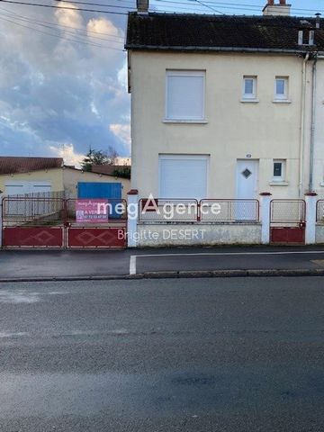 Maison semi-mitoyenne en très bon état.
