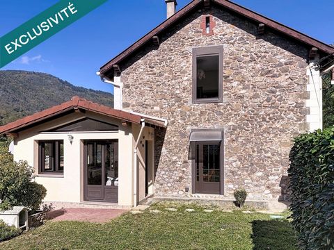 Rarissime, maison en pierres face au lac de Mercus