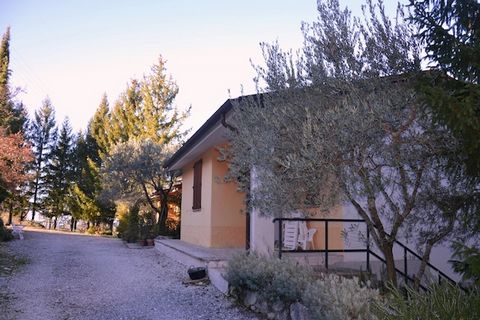 € 500,000 negotiable 5-bedroom Country House 4 kilometres from the town of Spoleto. The house was built in 1975 and was completely restored in 2003 and in 2012 with high quality materials. The property is built on two floors (first and partially unde...