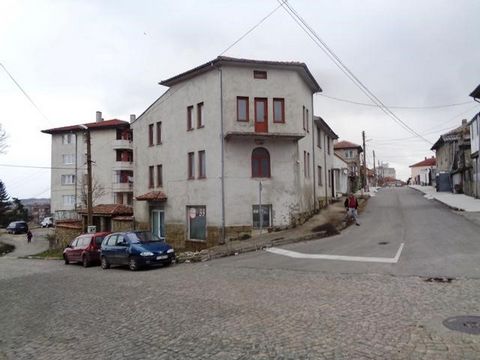 A large commercial site is for sale in the town of Omurtag. It is located under a residential building, located on ul. 'Tarnovska'. The property is suitable for any kind of commercial activity, warehouse, shop, atelier, restaurant and more. Top locat...