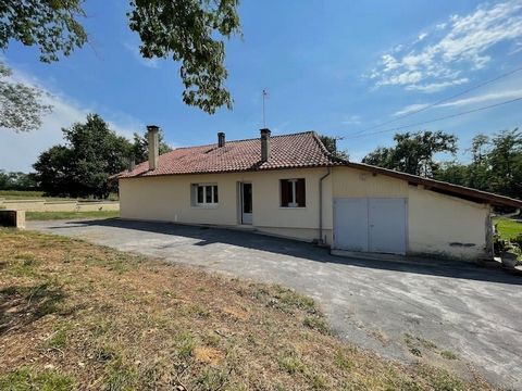 Summary Charming character house, renovated with taste retaining many features including wattle and daube walls. Very calm situation, in the beautiful countryside of the Gers, about 12 minutes from Eauze and Nogaro. The house offers a living room wit...
