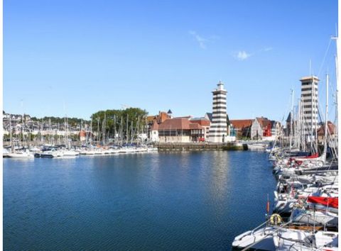 The residence is situated halfway between Deauville and Trouville, and just 300 m from the train station. It is ideally located for enjoying both land and sea, as well as for making the most of all this seaside resort has to offer: it is just a few m...
