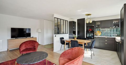 Spacieux et élégant appartement de 3 chambres avec balcon près du centre de Paris
